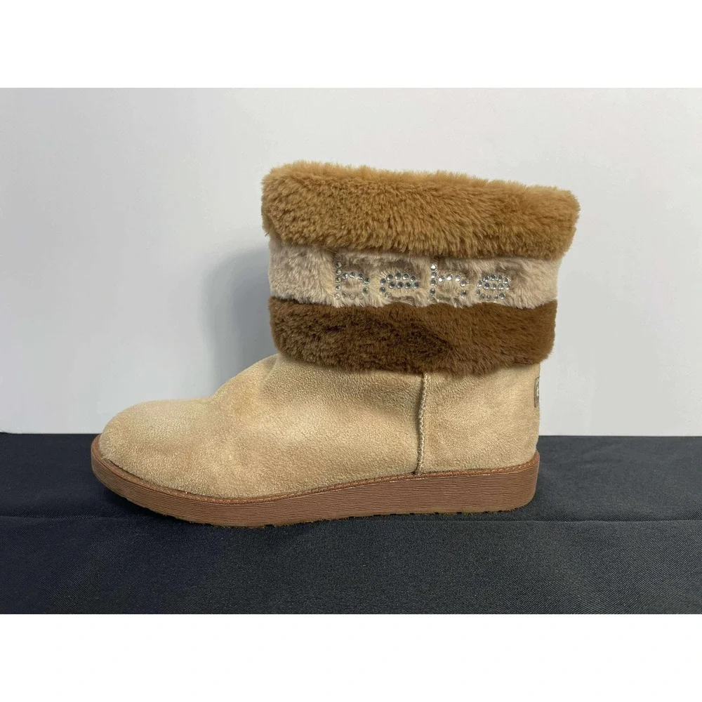 Bebe Women's Tan Suede Faux Fur Trimmed Winter‎ Boots Size 9